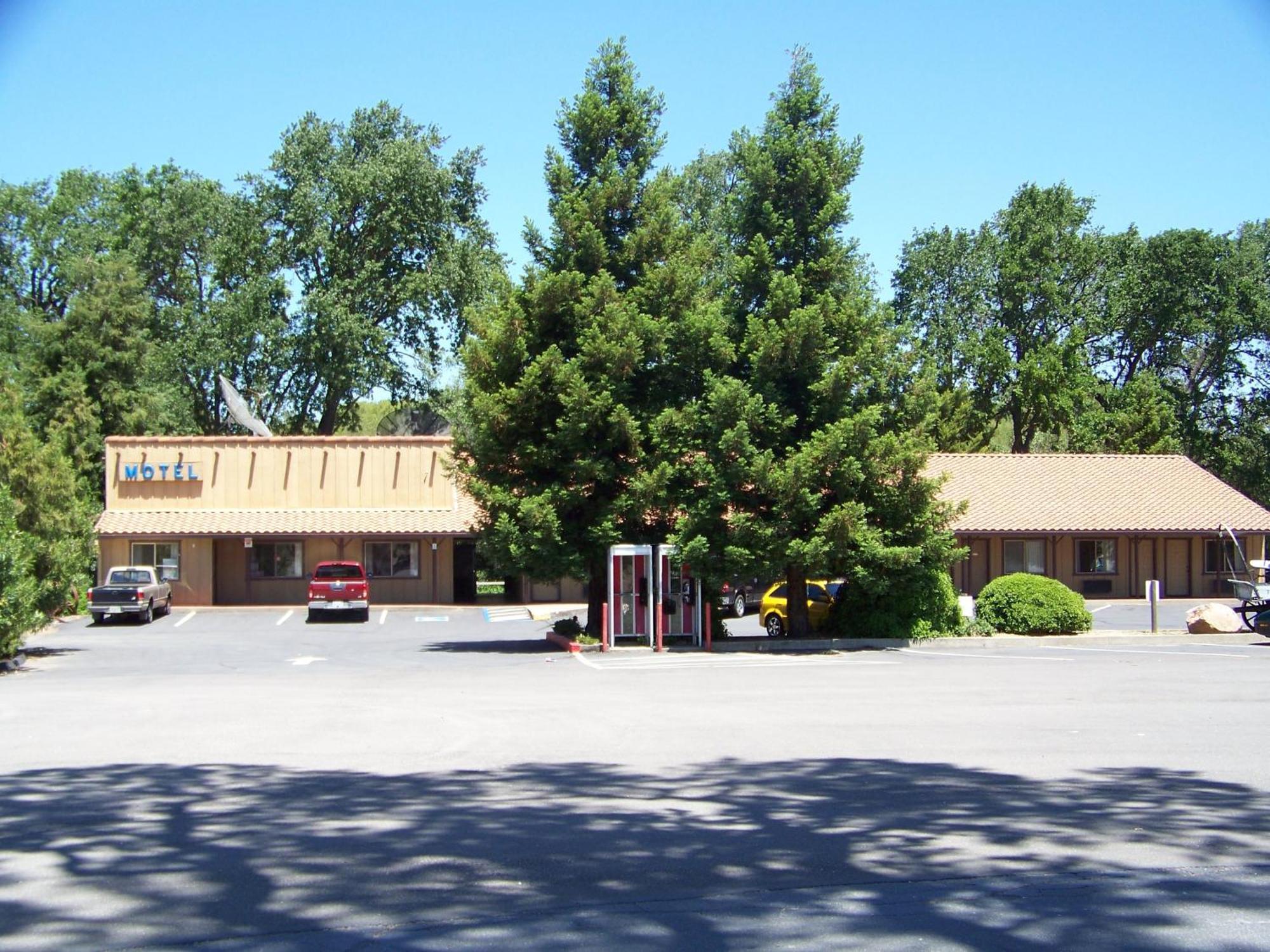 Creekside Lodge Kelseyville Exterior photo